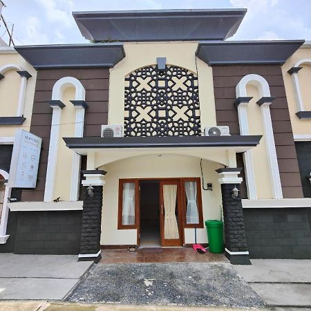 Adiputra Guesthouse 2 By Homiq Ngabean Dış mekan fotoğraf