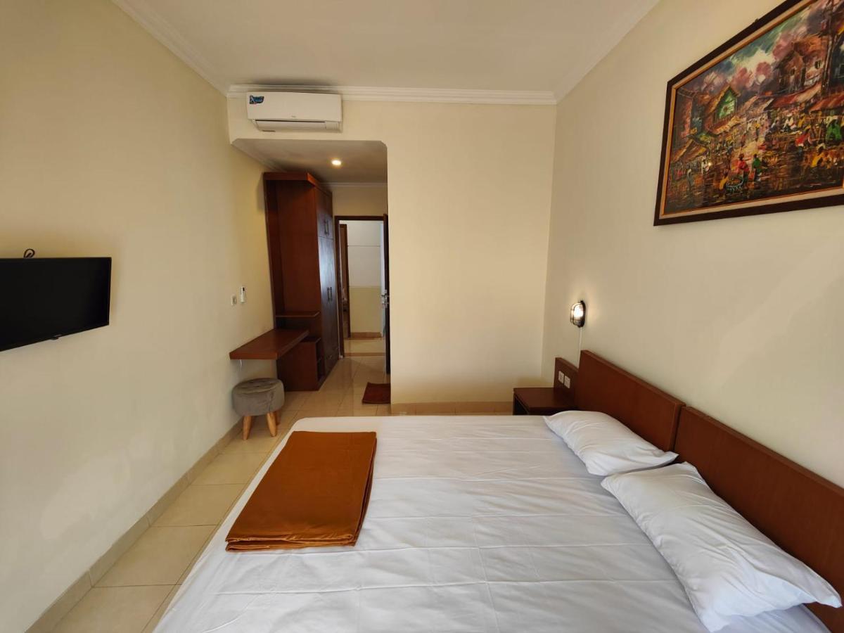 Adiputra Guesthouse 2 By Homiq Ngabean Dış mekan fotoğraf